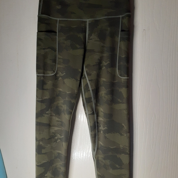 Fety Leggings - Picture 3 of 4